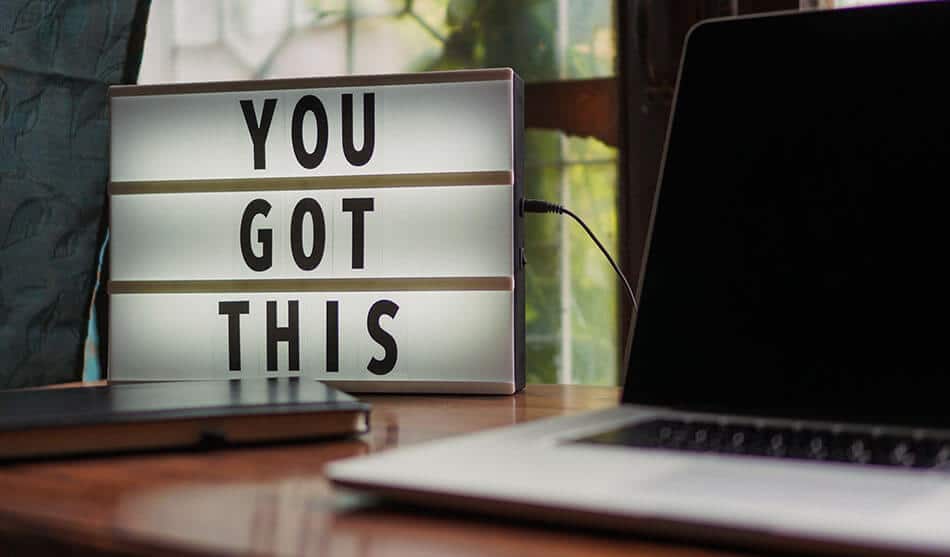 Essential-oils-for-confidence